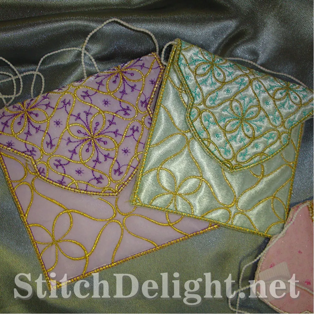 AE004 Goldwork Purses with Trim Edge