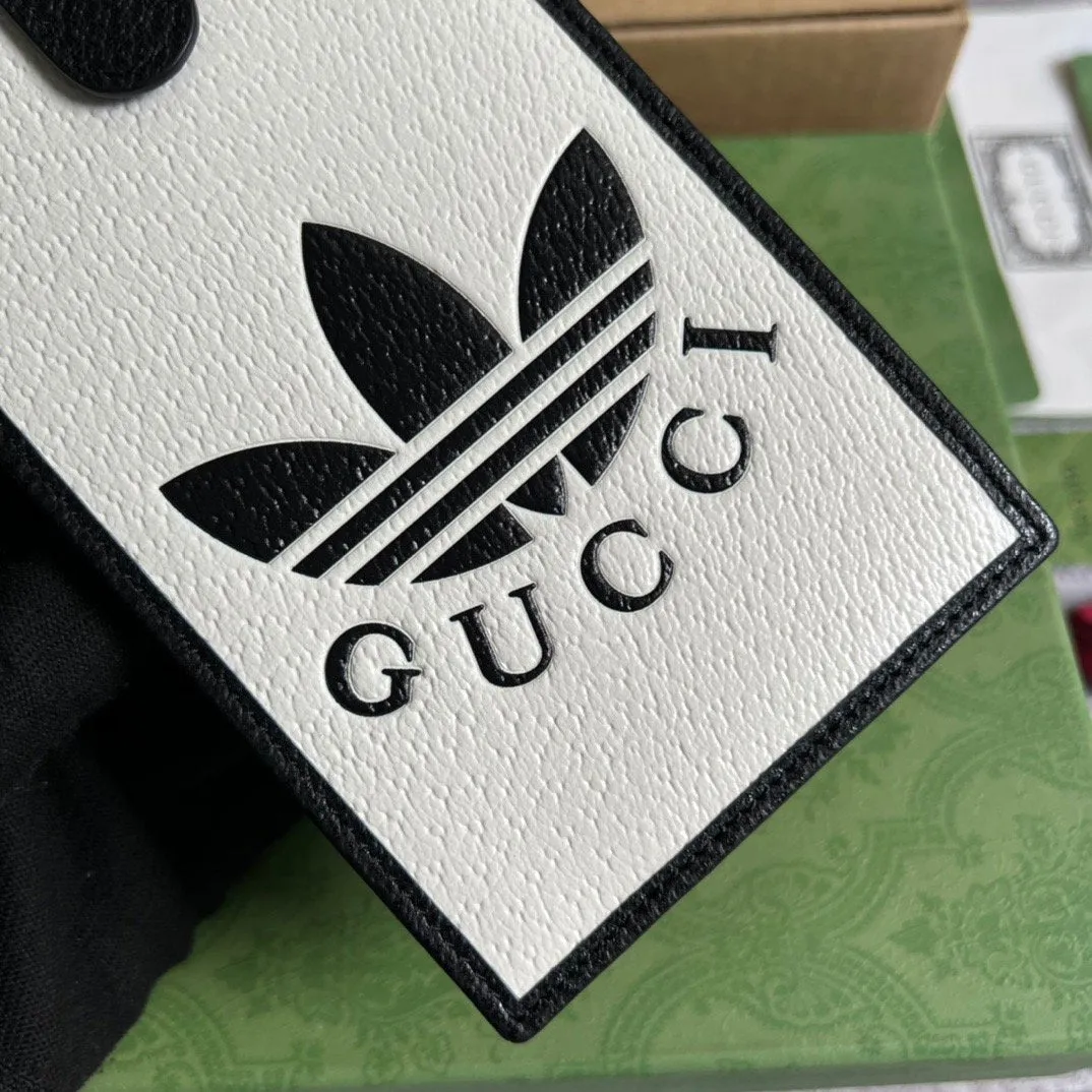 gg x Adidas Phone Case White For Women, Women&#8217;s Bags 7.3in/18cm gg‎