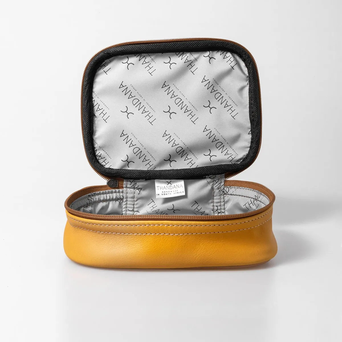 Thandana Leather Single Toiletry Case