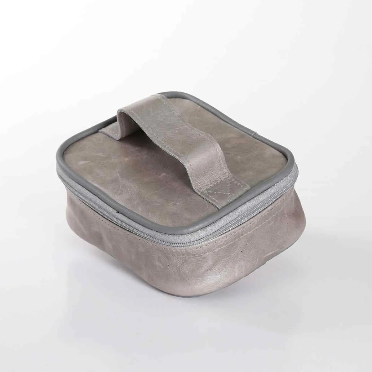 Thandana Leather Single Toiletry Case