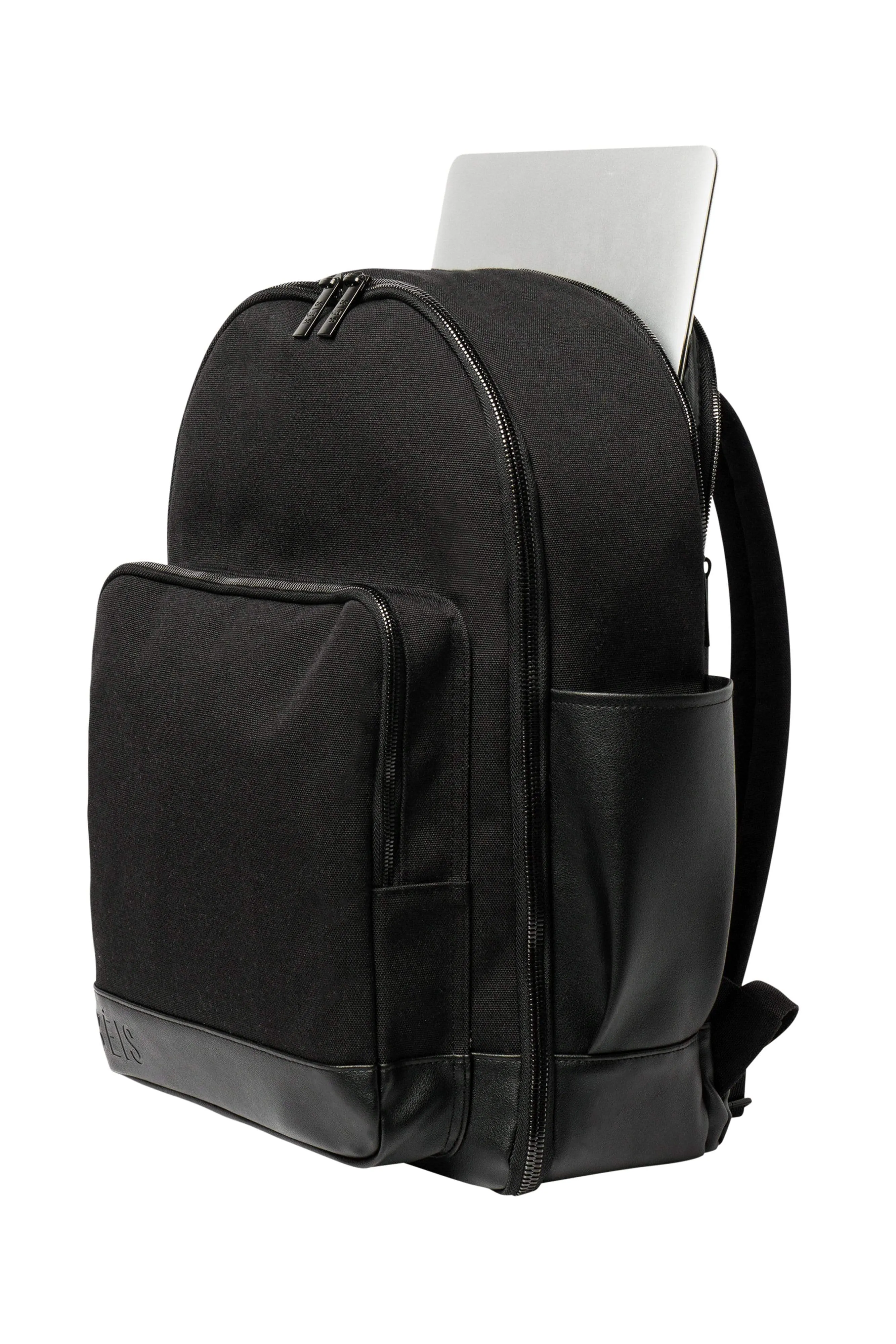 The Backpack in Black