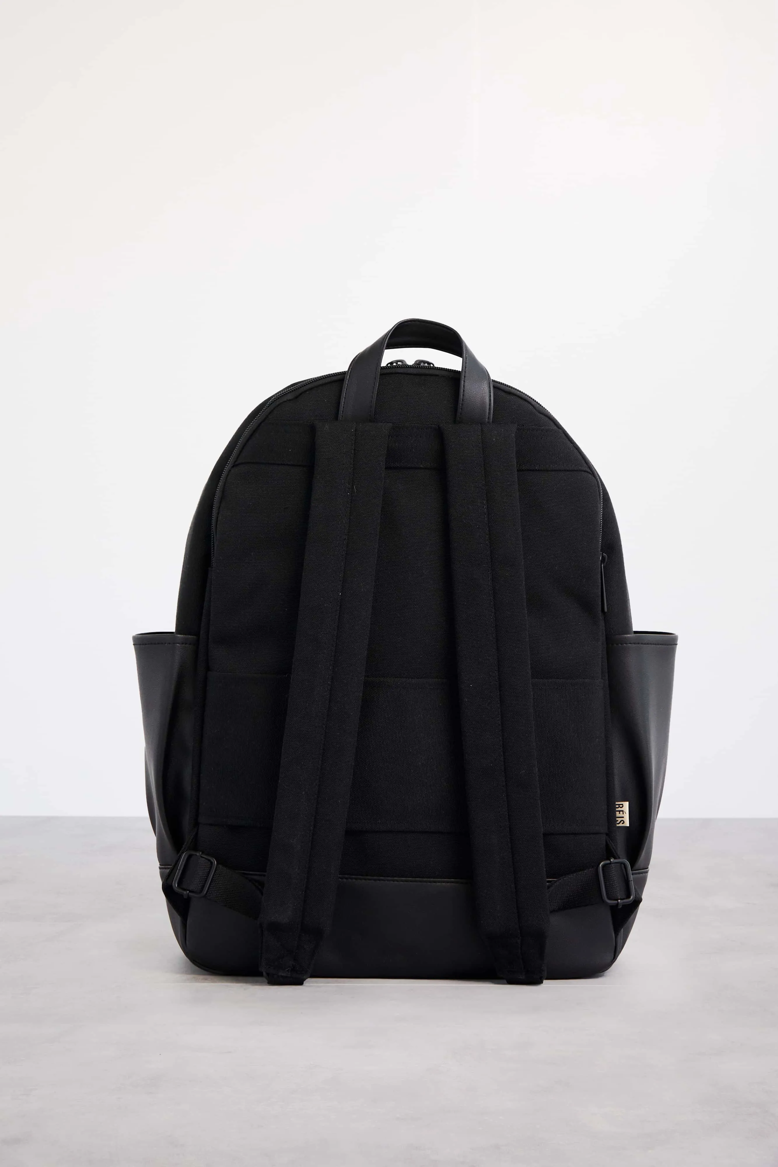 The Backpack in Black